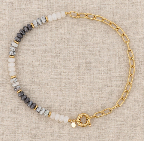 Chole Necklace