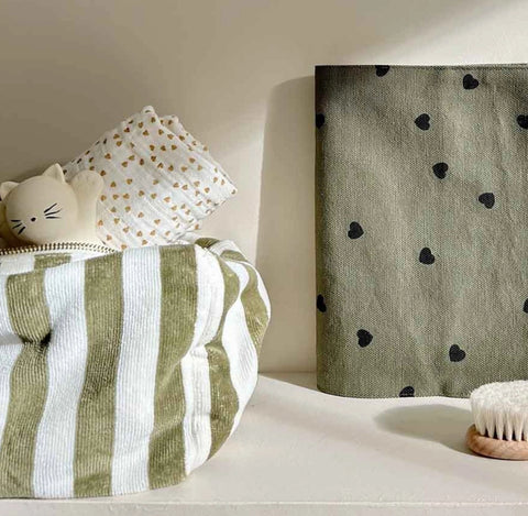 Victoria Olive Stripe Sponge Bag