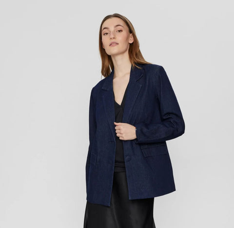Nualetta Blazer