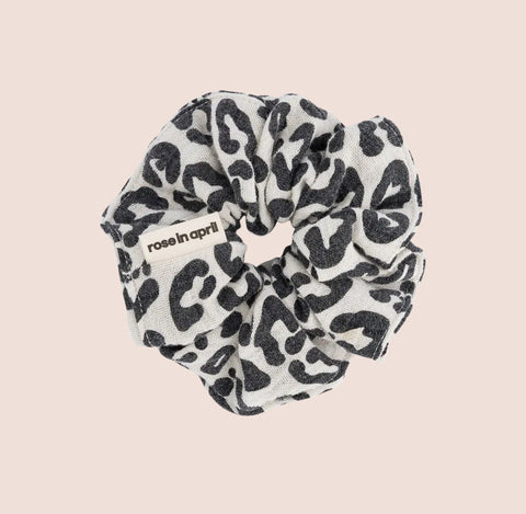 Leo Scrunchie
