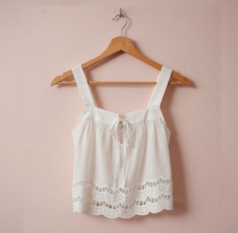 Scallop Top